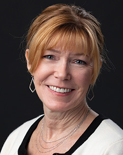 Csan, Kimberly